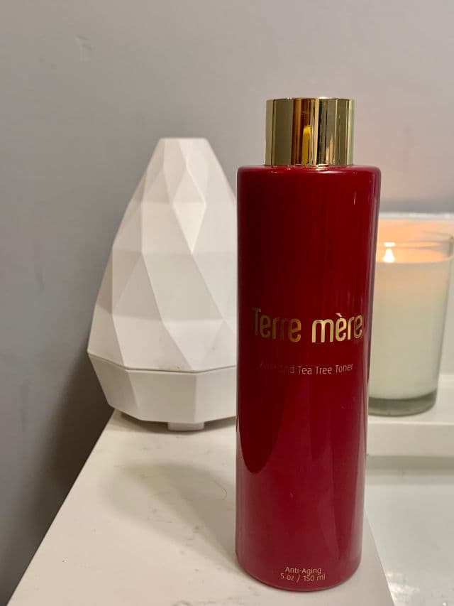 Terre Mere Aloe and Tea Tree Toner review photo by gl0wwithme