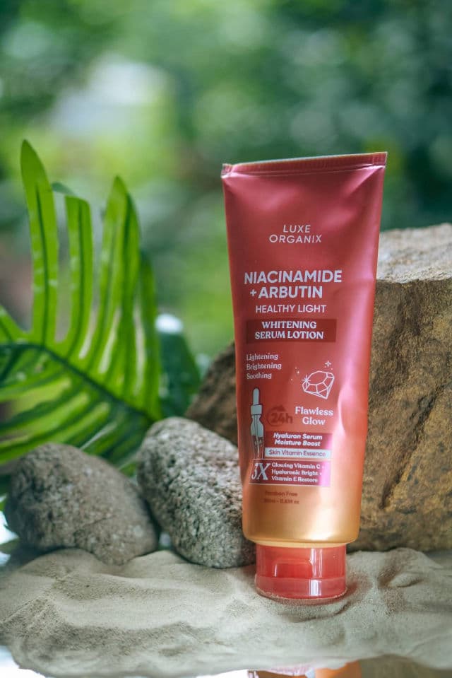Luxe Organix Niacinamide + Alpha Arbutin Whitening Serum Lotion review photo by PickyGlay