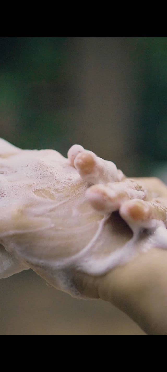 Luxe Organix Aloe Vera & Snail Moisturizing Cloud Soap review photo by PickyGlay