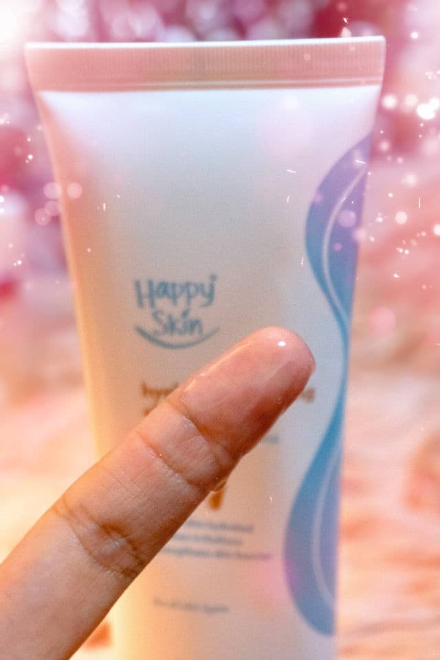 Happy Skin Hyaluronic Soothing Cleansing Gel review photo by PickyGlay