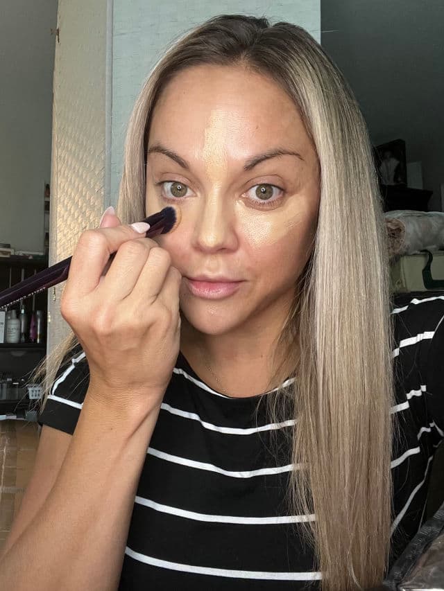 Tarte Creaseless Concealer review photo by Dcolon