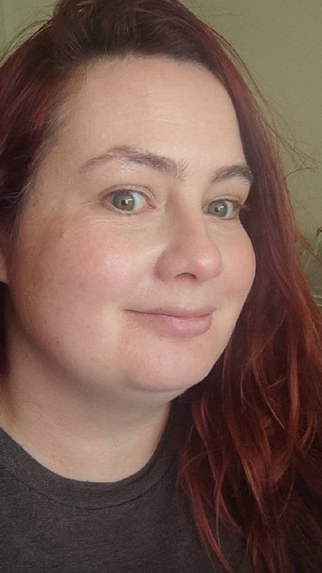 Sculpted by Aimee HydraTint Moisturising Tinted Serum review photo by ciarabeautydiary