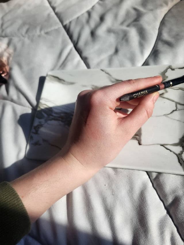 Chanel 162 Nude Brun review photo by Char00