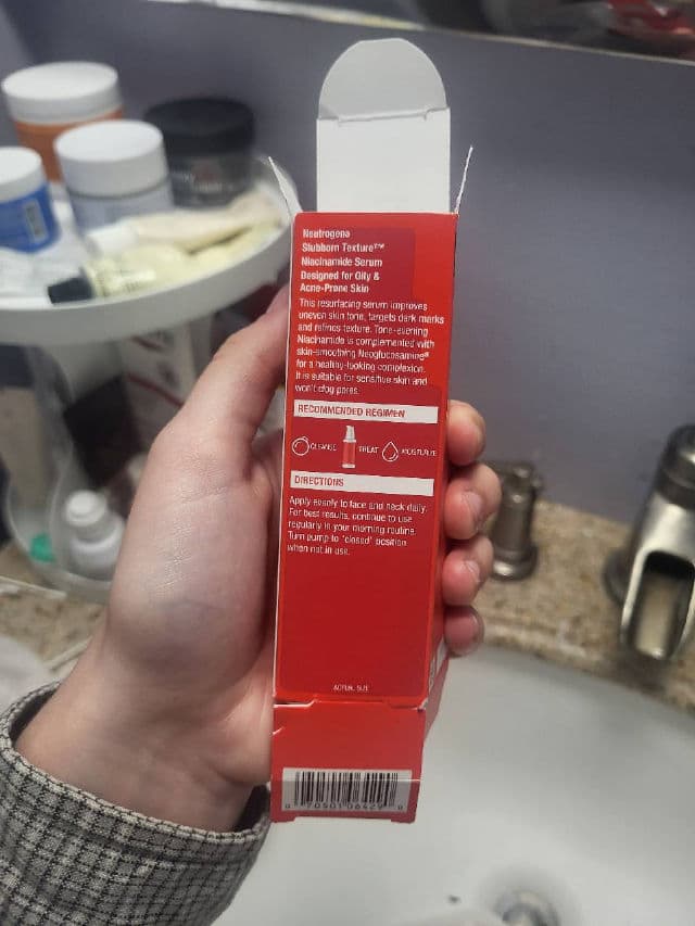 Neutrogena Stubborn Texture Niacinamide Serum review photo by Char00