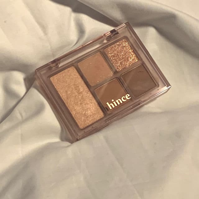 Hince #01 September review photo by sorfinafavs