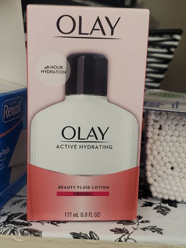 Olay Original Active Hydrating Beauty Fluid review photo by luvmeeh89