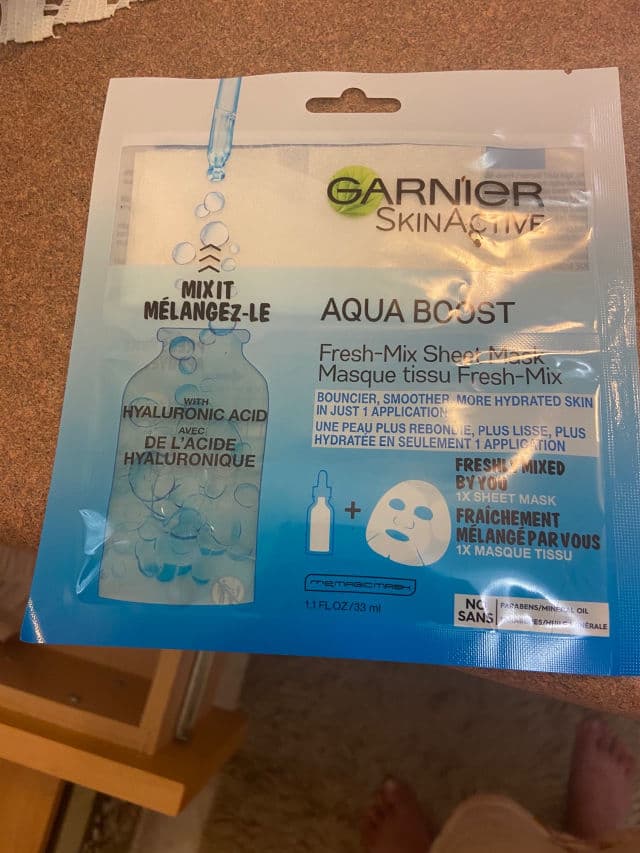 Garnier Moisture+ Aqua Bomb Tissue Mask Super Hydrating + Replumping  review photo by monikalovesuu93