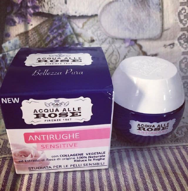 Acqua alle Rose Sensitive Eye Cream (Crema Occhi Sensitive) review photo by beautyismygossip