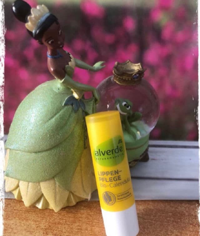 Alverde Naturkosmetik Sensitiv Sonnen Lippenpflege LSF 30 review photo by beautyismygossip