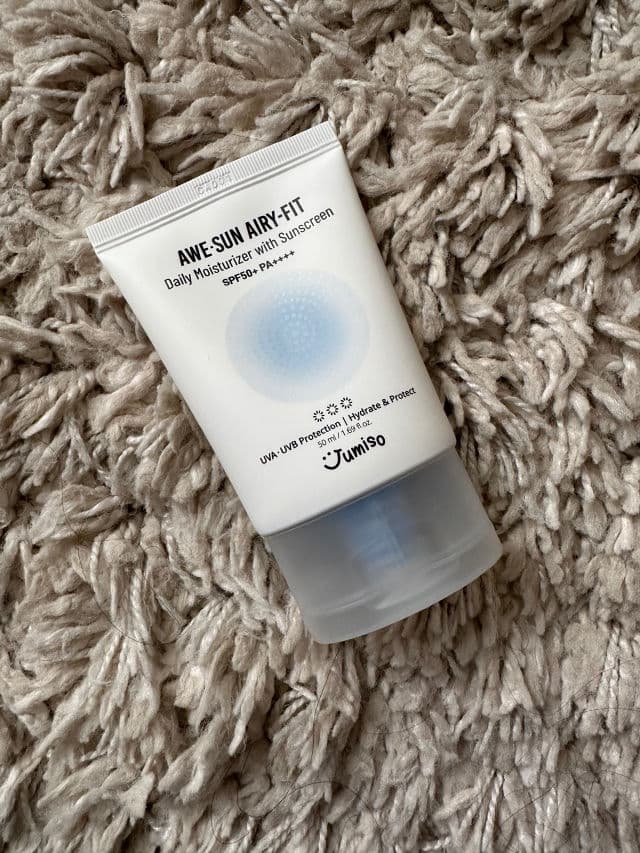 Awe-Sun Airy-Fit Daily Moisturizer with Sunscreen SPF 50+ PA++++ product review