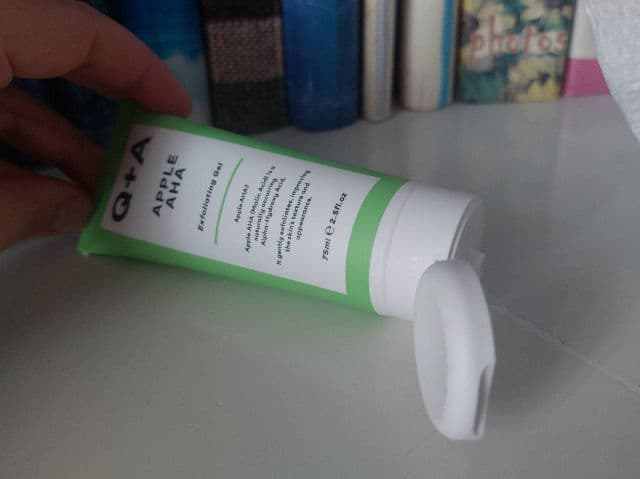 Q+A Apple AHA Exfoliating Gel review photo by morghy