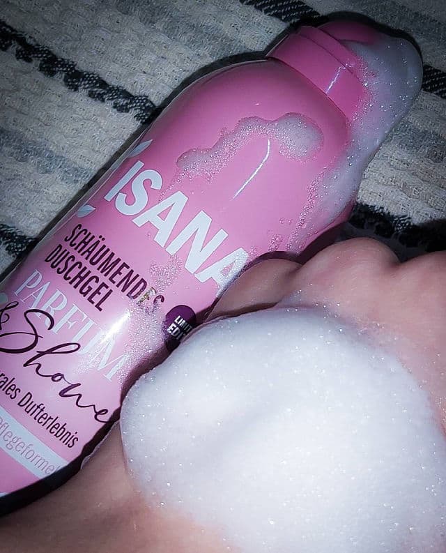 Isana Parfum Deodorant Floral Romance review photo by sofikoo