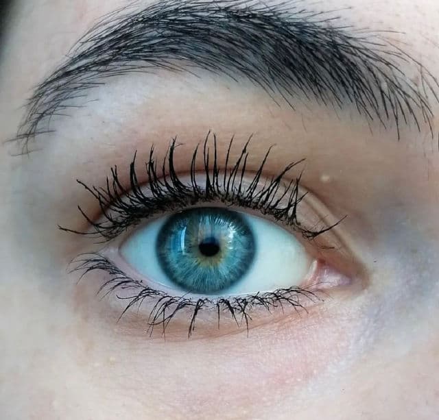 Rimmel Pro XXL Máscara Efecto Pestañas Mega Volumen review photo by cocoaskincare