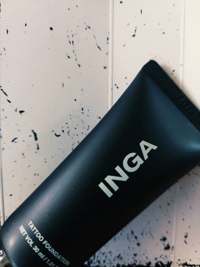 Cover Fitting Tattoo Foundation with SPF35 PA++ product review