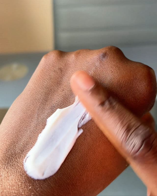 SOS Serum SOS SPF 50 Sun Cream review photo by Zebbyzee