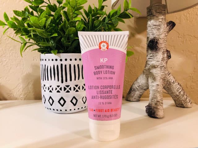 First Aid Beauty KP Smoothing Body Lotion with 10% AHA review photo by lizachairez