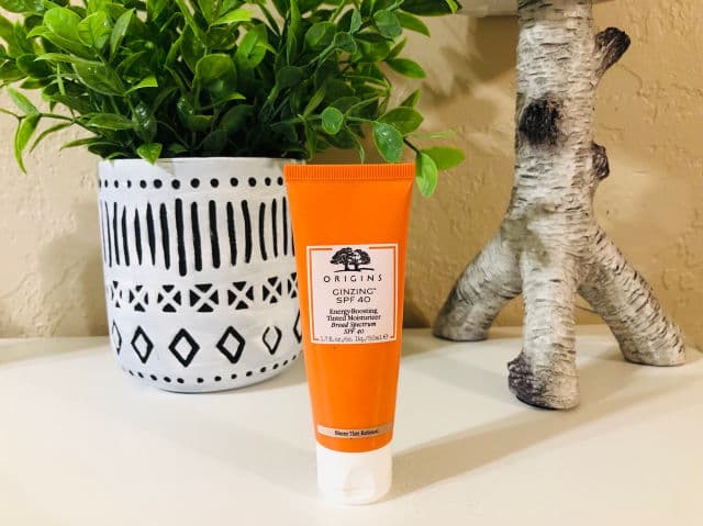 Origins Ginzing SPF 35 / PA+++ Hydrating Prettifying Finisher review photo by lizachairez
