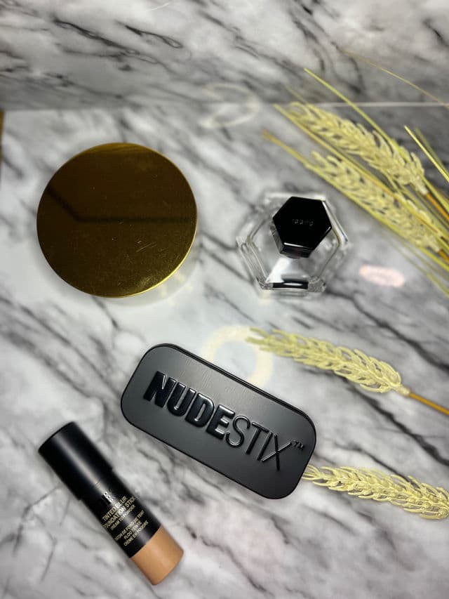 Nudestix Sunset Gold review photo by Tiwa