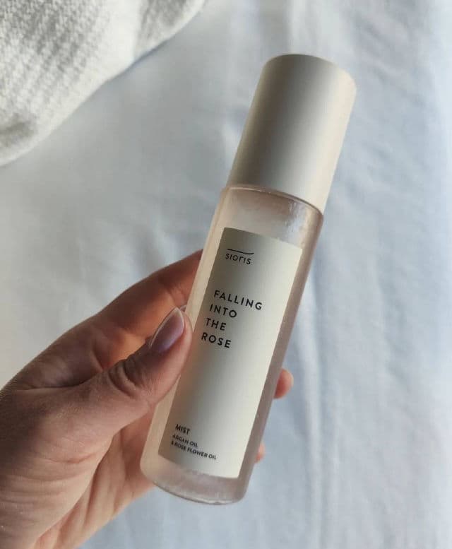 Sioris Falling Into The Rose Mist review photo by miittocador