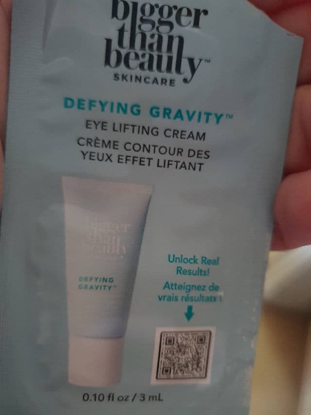 Thrive Causemetics Defying Gravity Eye Lifting Cream™ review photo by Manilaa