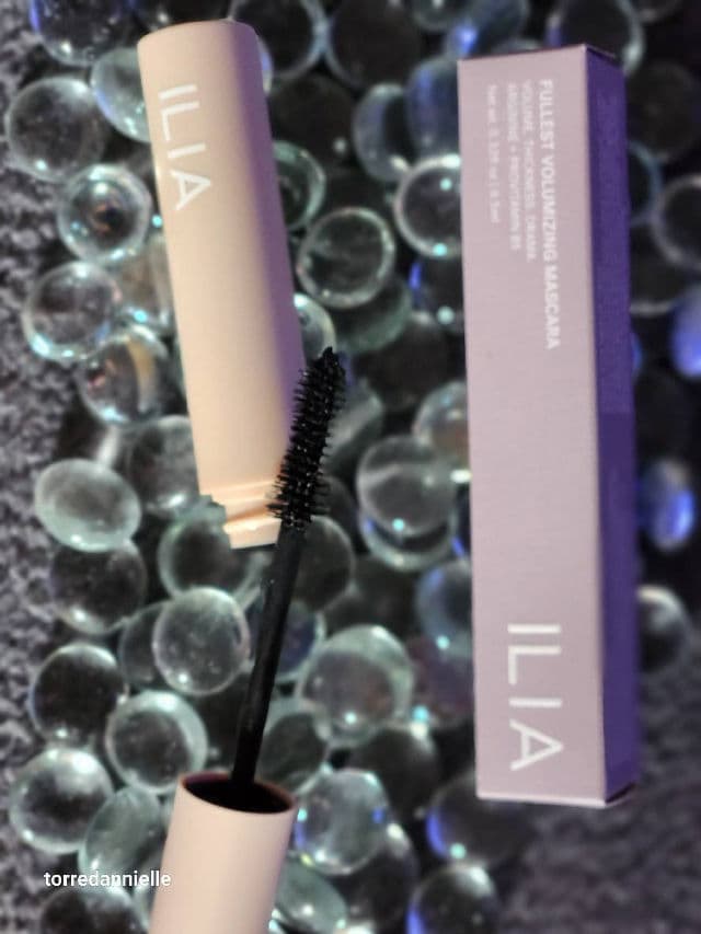 Ilia Fullest Volumizing Mascara review photo by DannielleT
