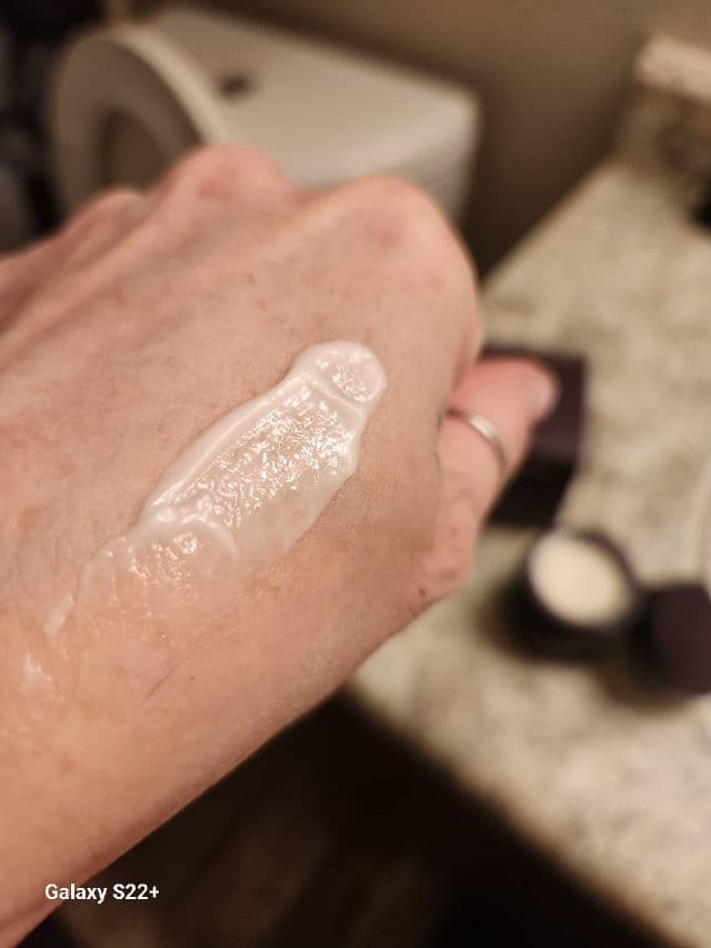 Caudalie Paris Premier Cru The Cream review photo by DannielleT