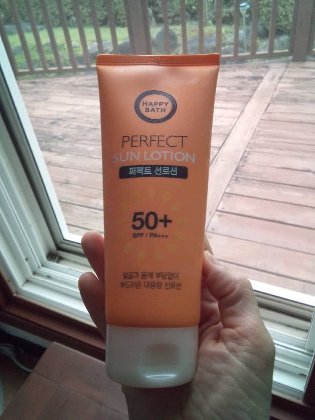 Happy Bath Perfect Sun Cream SPF50+PA+++ review photo by Janete