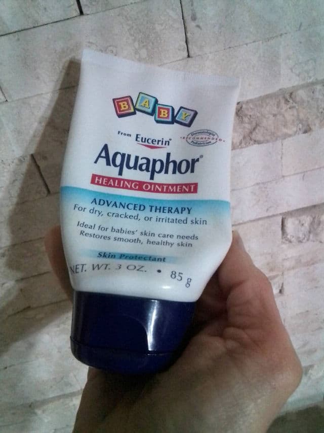 Eucerin Aquaphor Healing Ointment review photo by Janete