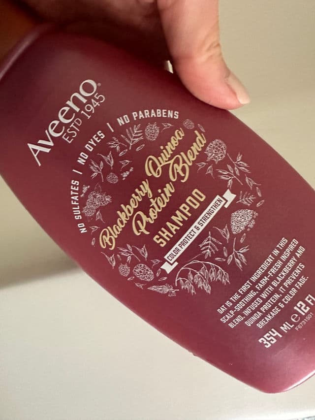Aveeno Blackberry Quinoa Protein Blend Shampoo review photo by toriiaaa