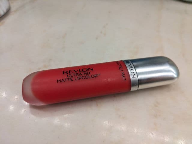 Revlon Ultra HD Matte Lipcolor 665 Intensity review photo by Yency93