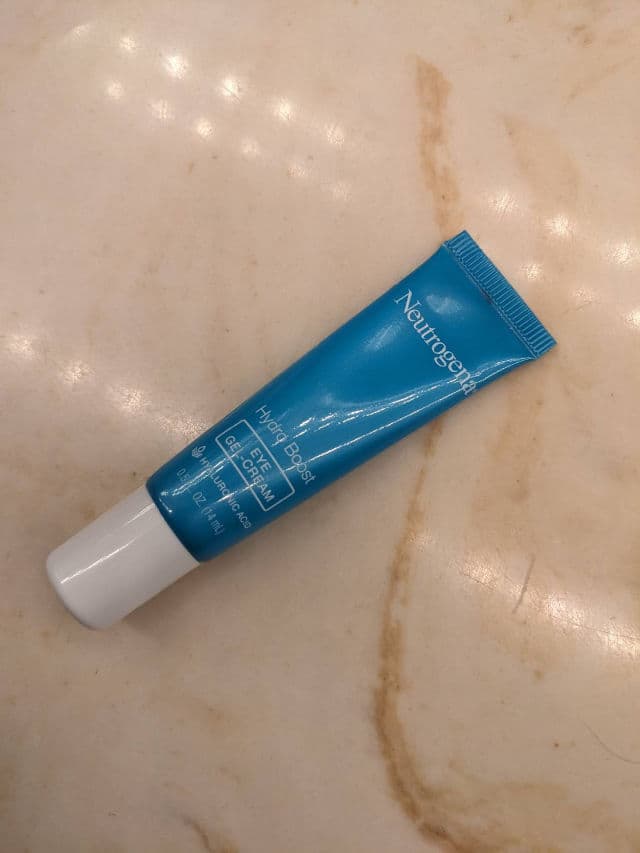 Neutrogena Hydro Boost Hyaluronic Acid Gel Eye Cream review photo by Yency93