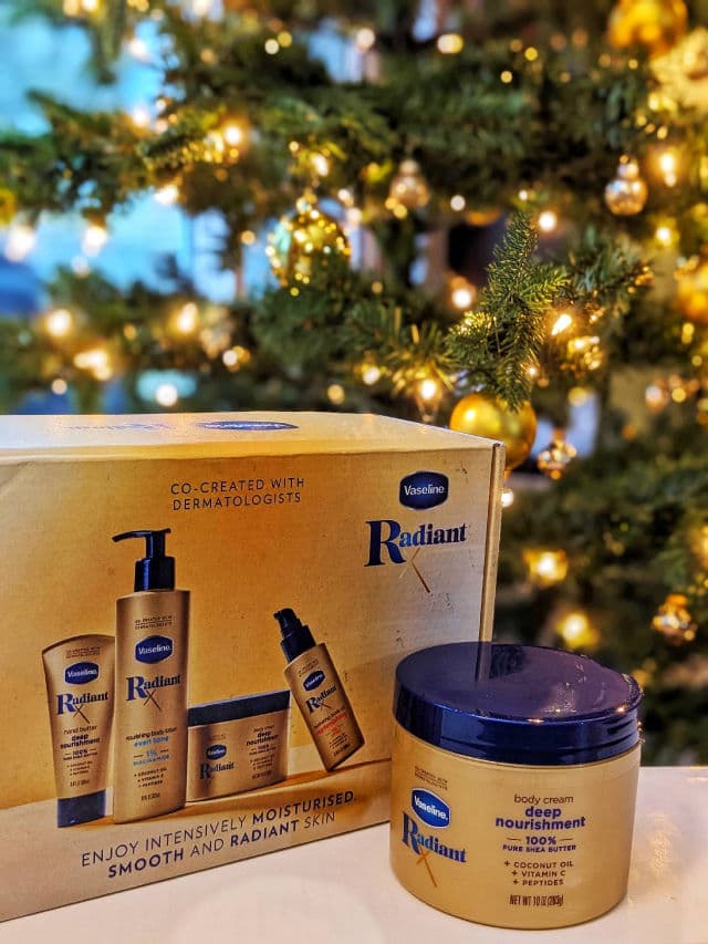 Vaseline Radiant X Body Cream review photo by Yency93