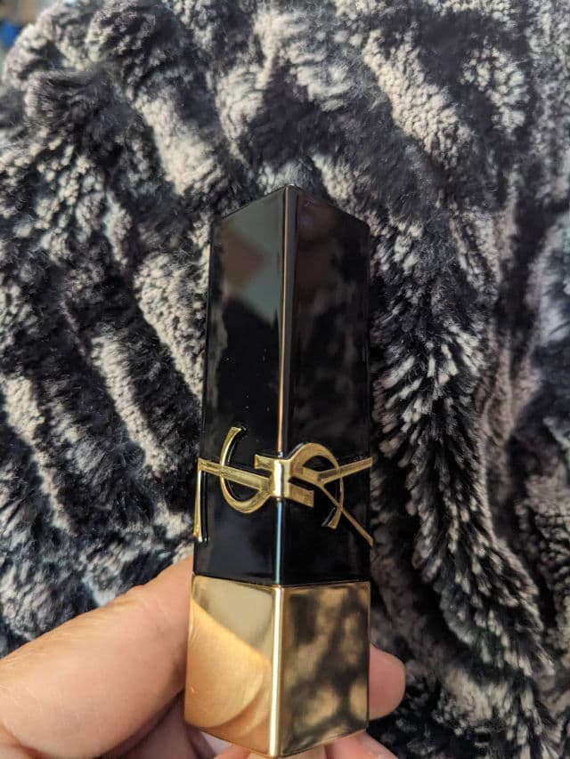 YSL Beauty Rouge Pur Satin Lipstick review photo by Yency93