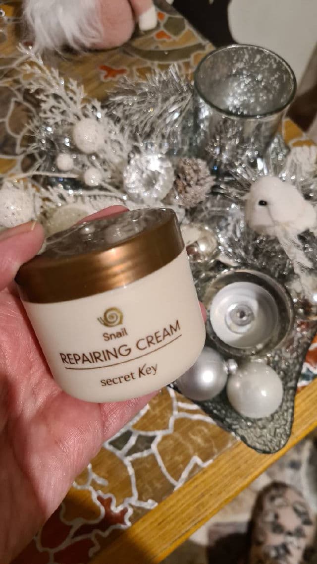 SECRET KEY Snail Repairing Cream review photo by MONICASTYLE