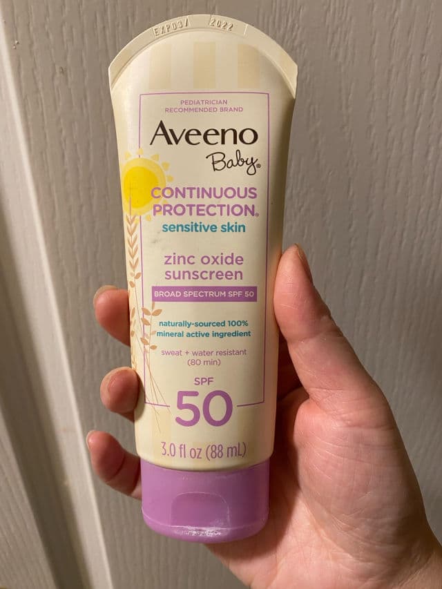 Aveeno Baby Sunscreen Lotion with Zinc Oxide SPF 50 review photo by Jessforbeauty
