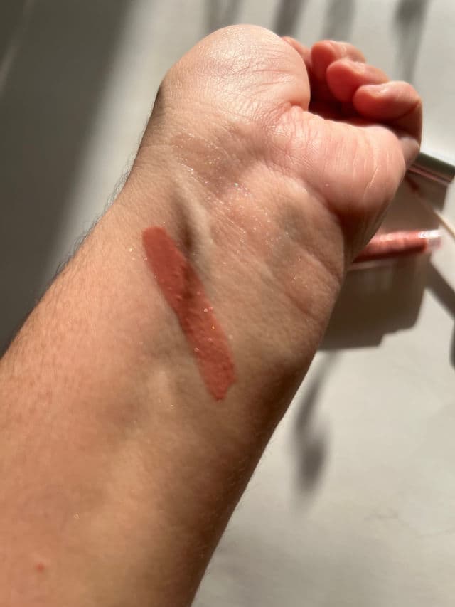 Essence What The Fake! Plumping Lip Filler review photo by maroxnaimi