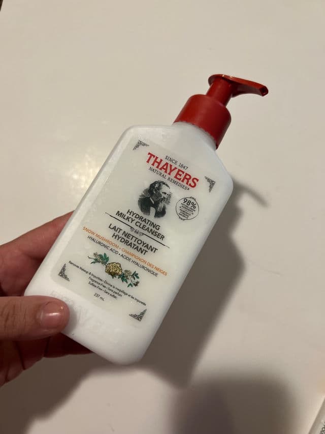 Thayers Snow Mushroom Hydrating Milky Cleanser review photo by maroxnaimi