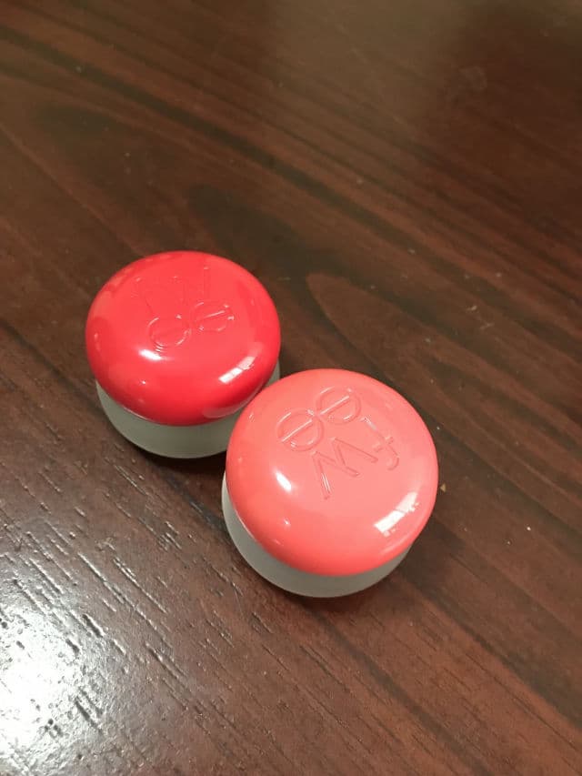 fwee Seventeen review photo by yariceltorres