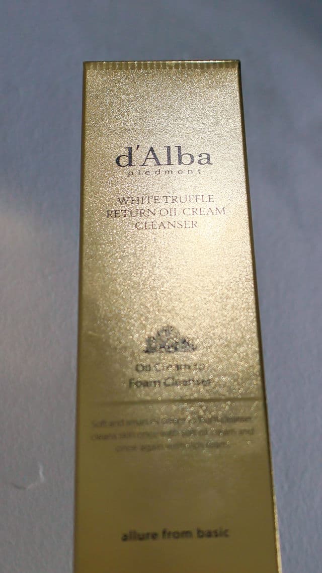 D' Alba Piedmont White Truffle Return Oil Cream Cleanser review photo by Heyitscli