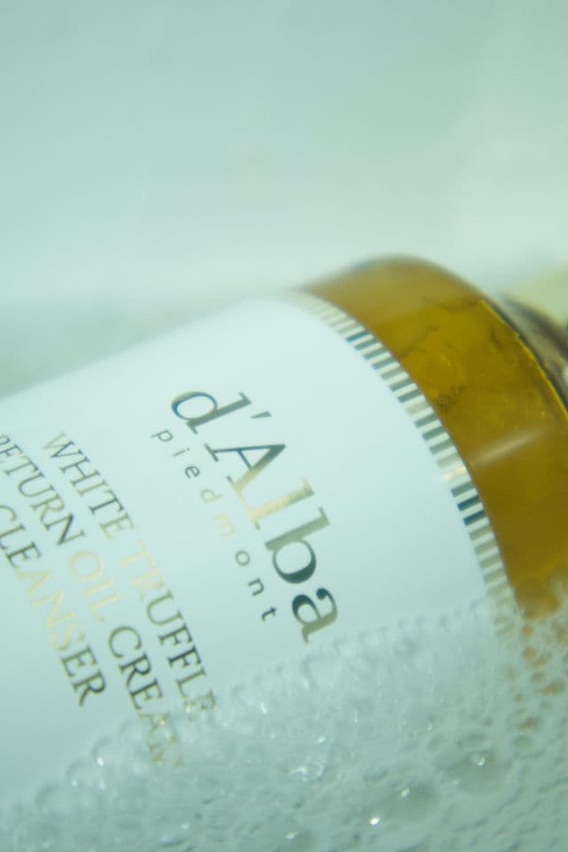 D' Alba Piedmont White Truffle Return Oil Cream Cleanser review photo by Heyitscli