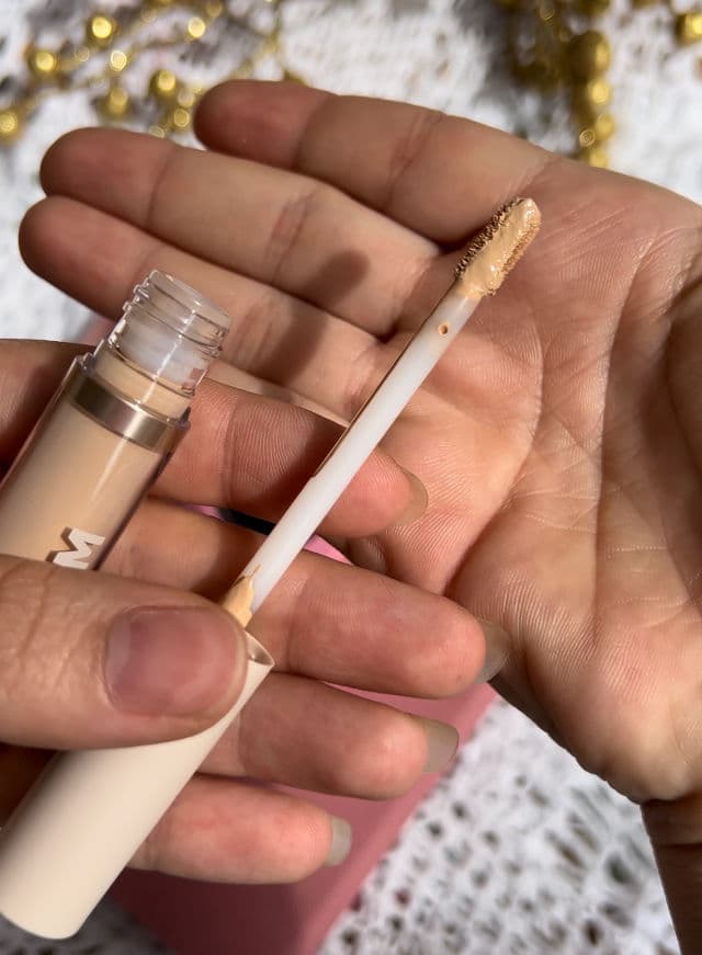 SHEGLAM 12-Hr Full Coverage Concealer review photo by Danais