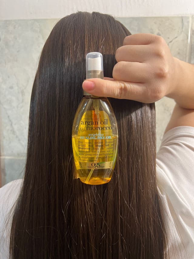 OGX Argan Oil of Morocco Weightless Healing Dry Oil review photo by Danais
