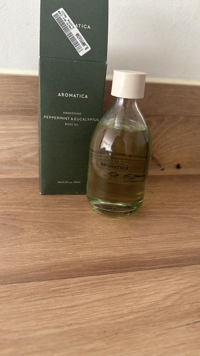 Aromatica Awakening Body Oil Peppermint & Eucalyptus review photo by Lamidare