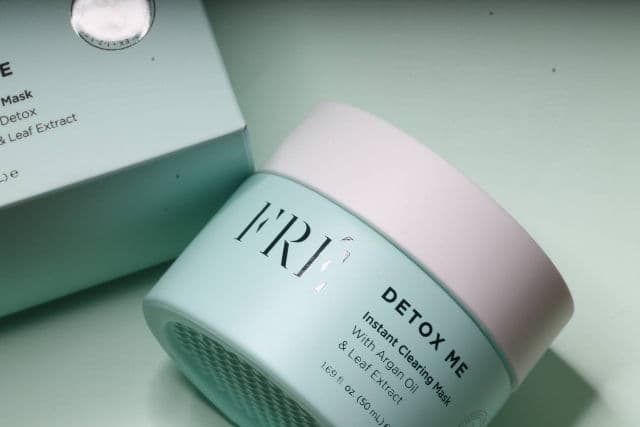 FRÉ Skincare Detox Me Mask review photo by Misshell