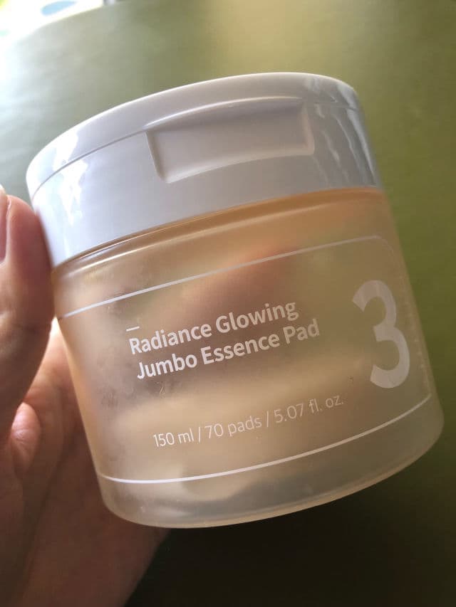 numbuzin No.3 Radiance Glowing Jumbo Essence Pad review photo by DrPaulina 