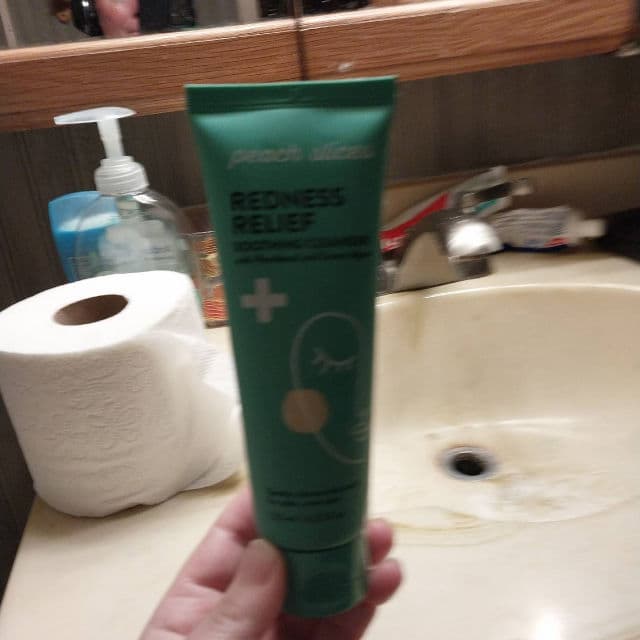 Peach Slices Redness Relief Soothing Cleanser review photo by nix1