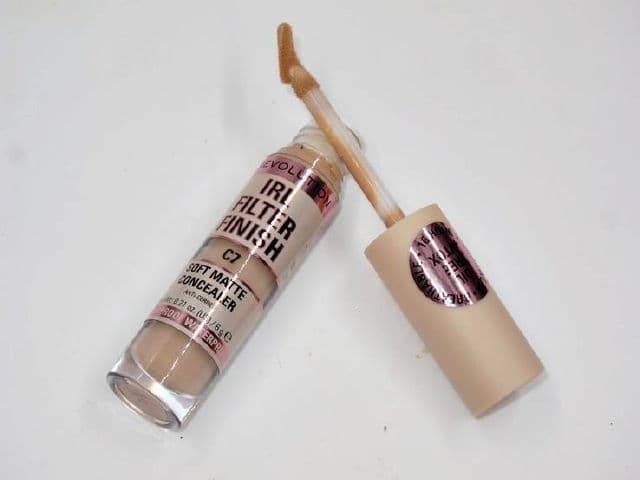 Revolution Beauty IRL Filter Finish Soft Matte Concealer review photo by KayleeMayElizabeth