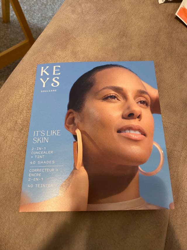 Keys Soulcare It's Like Skin 2-in-1 Concealer + Tint review photo by lucytsai