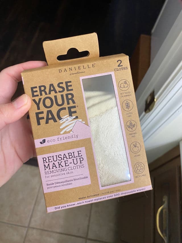 Danielle Creations Erase Your Face Eco Makeup Removing Cloth review photo by lucytsai