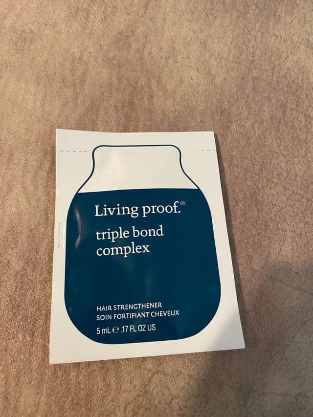 Living Proof Triple Bond Complex Leave-In Hair Treatment review photo by lucytsai